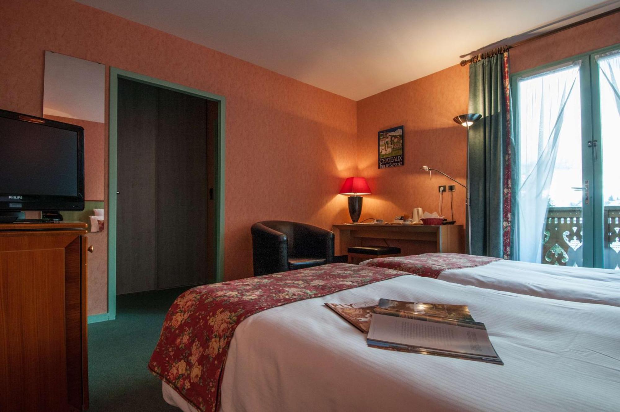 Brit Hotel Florimont Saint-Ferreol Exterior photo