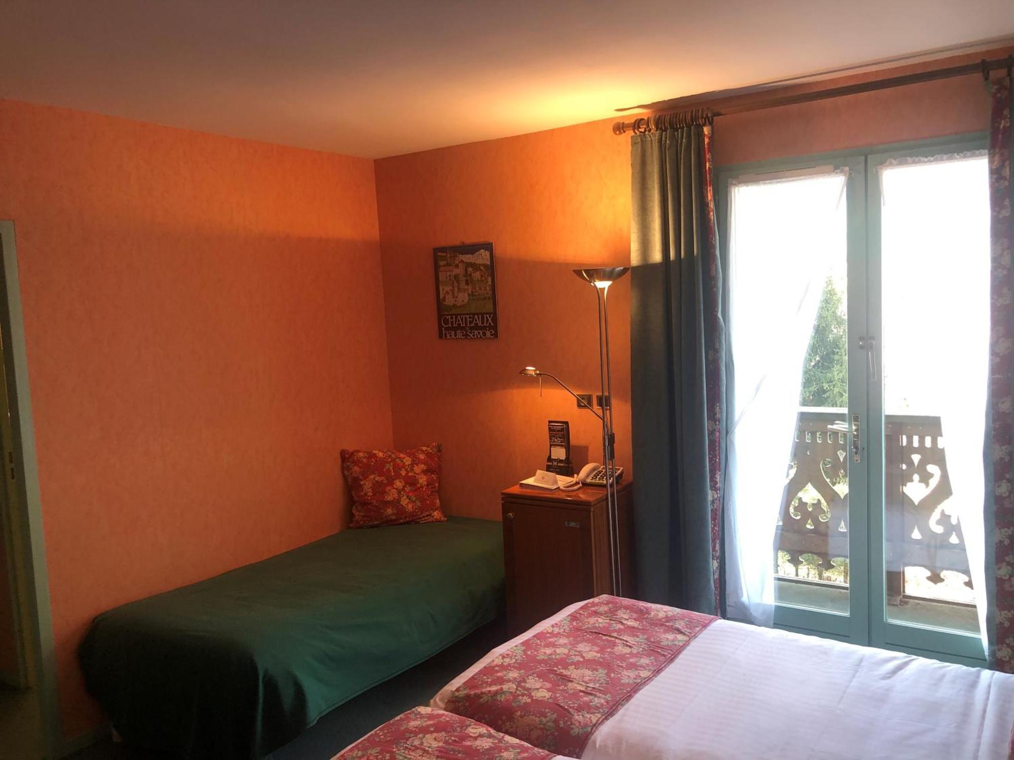 Brit Hotel Florimont Saint-Ferreol Exterior photo