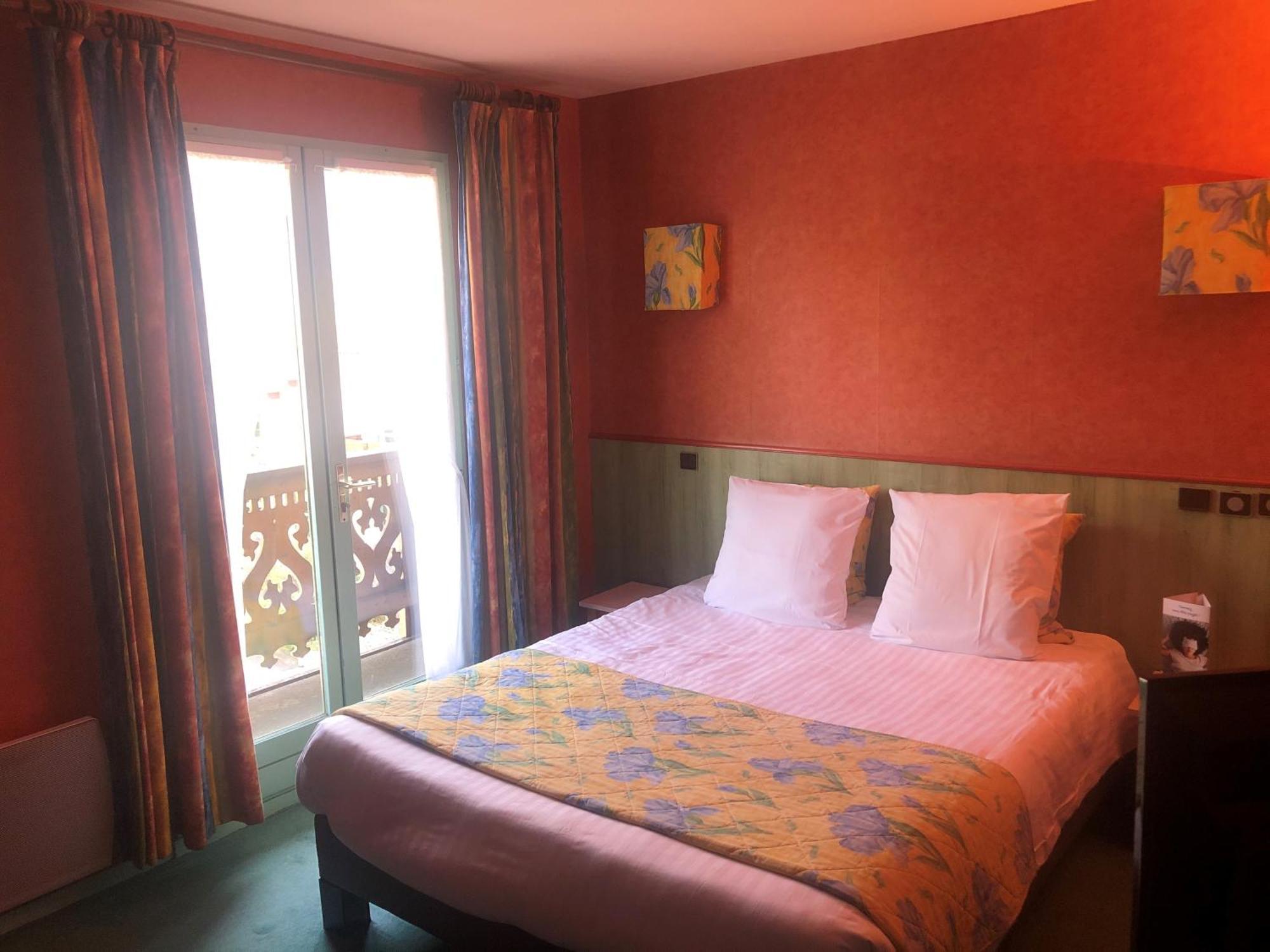 Brit Hotel Florimont Saint-Ferreol Exterior photo