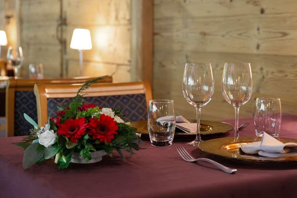 Brit Hotel Florimont Saint-Ferreol Restaurant photo