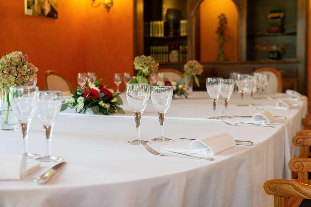 Brit Hotel Florimont Saint-Ferreol Restaurant photo